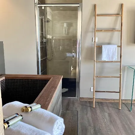 Hotell Palm Ajaccio (Corsica)